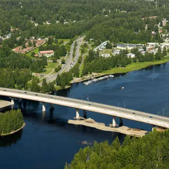 IMG - Siltakuva infrarakentaminen ilmasta - 1000 px / 1000 px